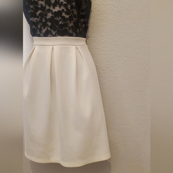 💚5/$25 Sweet Storm Black Lace Halter Top Dress With Pleated Skirt Size Medium - Picture 6 of 9